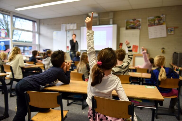 Kreativitás az iskolában – 8 tipp, hogy kreatív pedagógusok legyünk