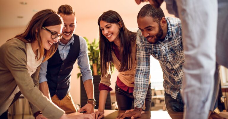 A csapat zsenialitása – Útmutató a kreatív teamek sikeres menedzseléséhez