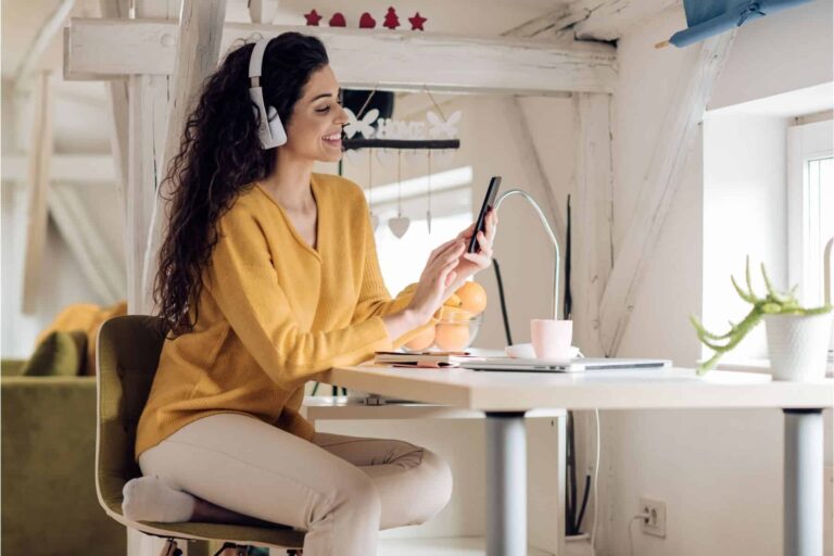 Miért hallgassunk podcastokat? – 7 rejtett előny