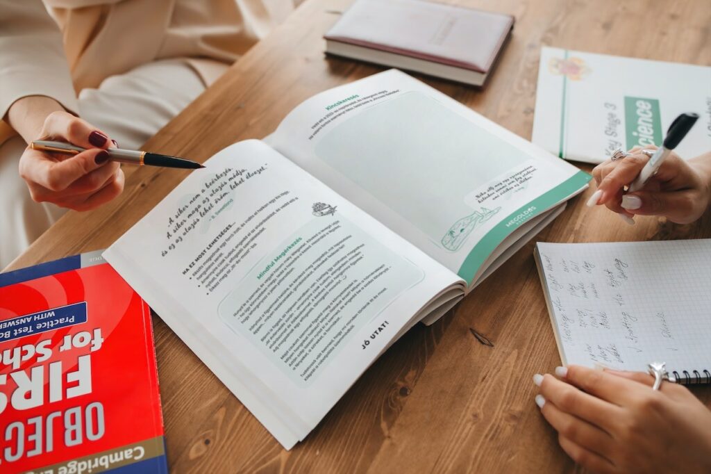 megold&aacute;sf&oacute;kusz&uacute; &eacute;vtervező 